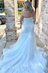 Pure White Appliqué Strapless Trumpet Long Wedding Dress